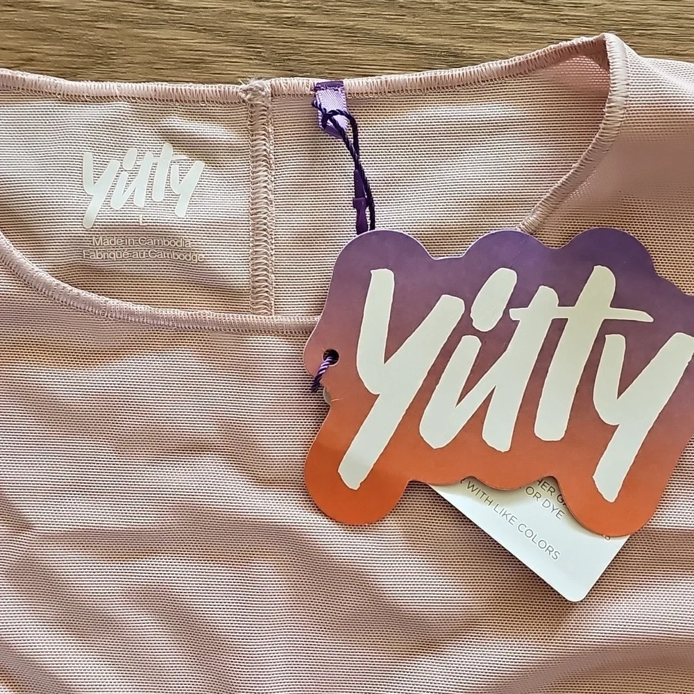 YITTY Blush Long Sleeve Bodysuit, Size Large